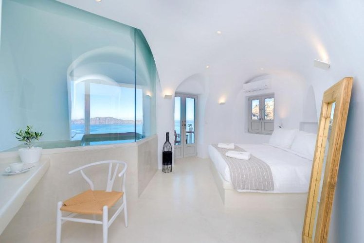Iriana Suites