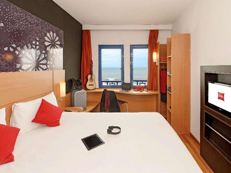 SINGLE STANDARD Room