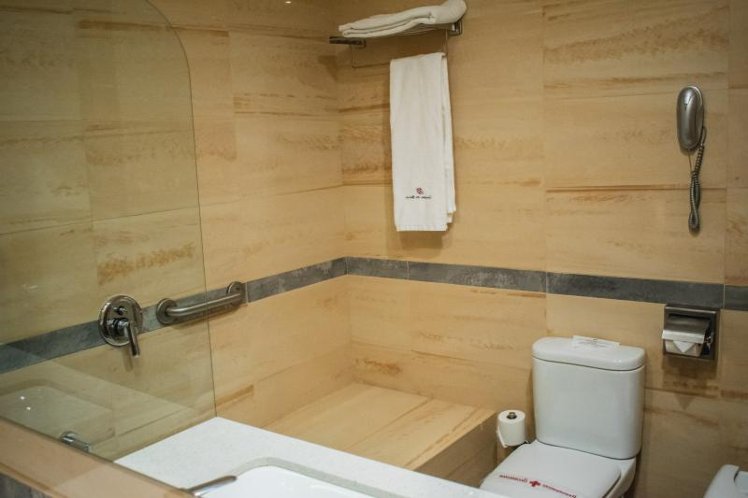 DOUBLE STANDARD Room