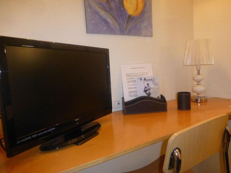 SINGLE STANDARD Room