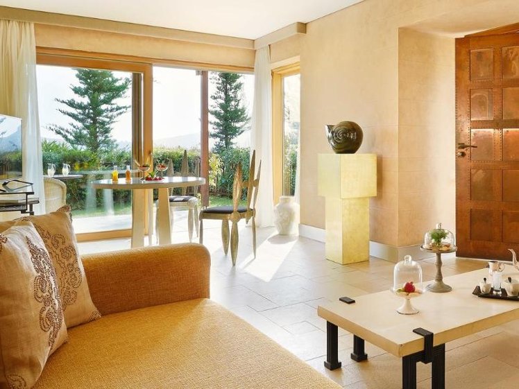 FAMILY ROOM DELUXE SEA VIEW Room