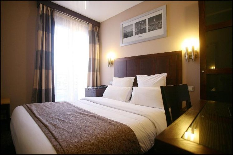 SINGLE STANDARD Room