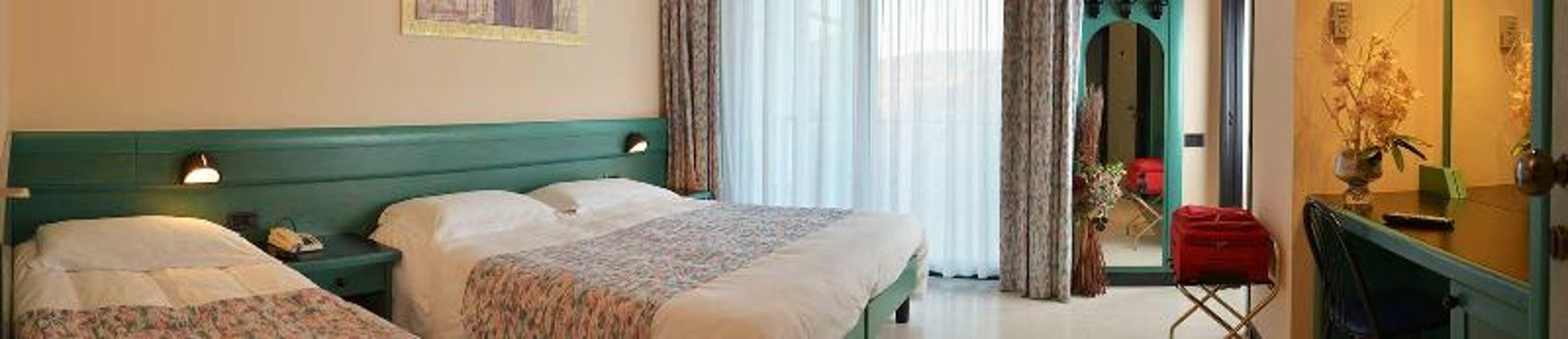 TRIPLE STANDARD Room