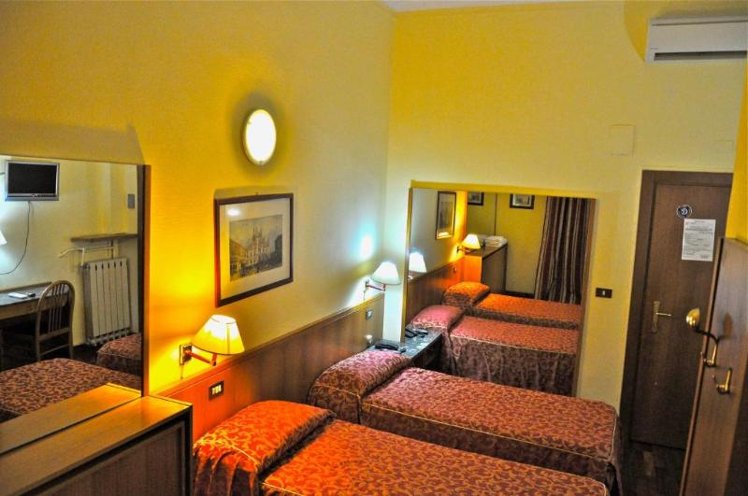 TWIN STANDARD Room