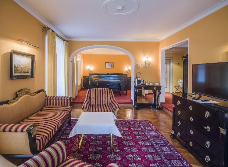 SUITE LUXURY Room