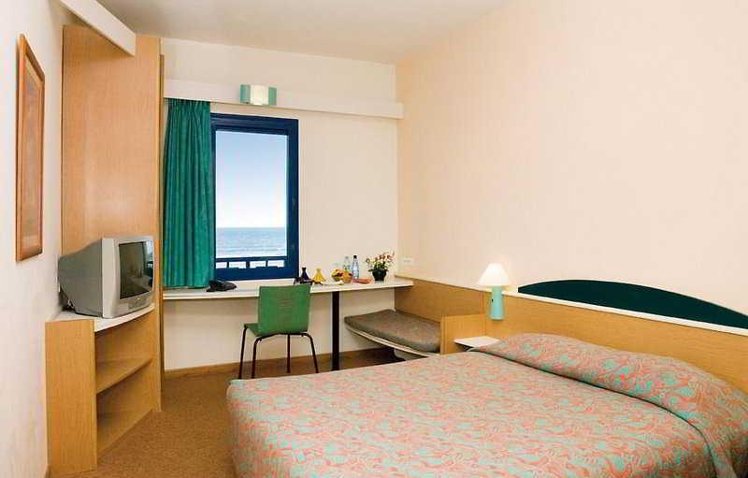 TWIN STANDARD Room