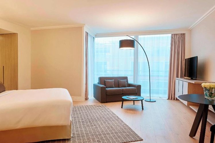 JUNIOR SUITE STANDARD Room