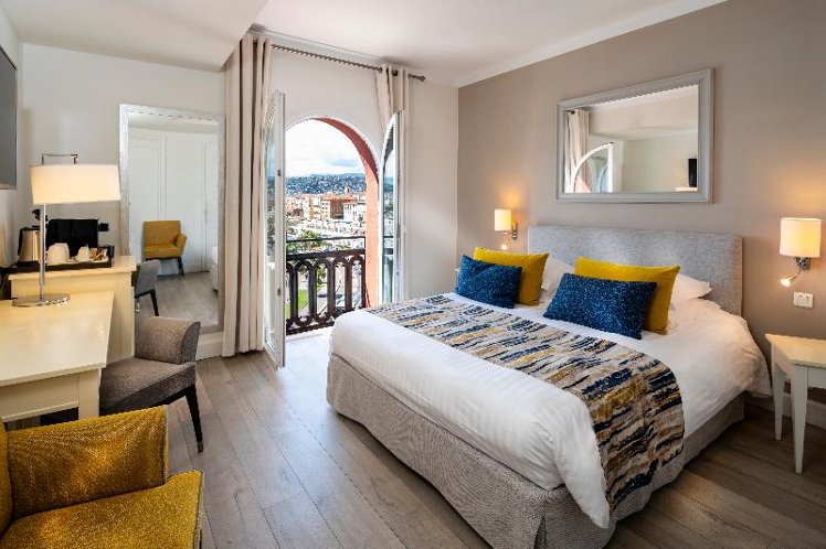 DOUBLE CLASSIC SEA VIEW Room