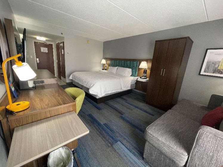 DOUBLE KING SIZE BED Room