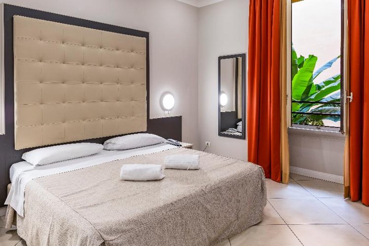 DOUBLE BASIC Room