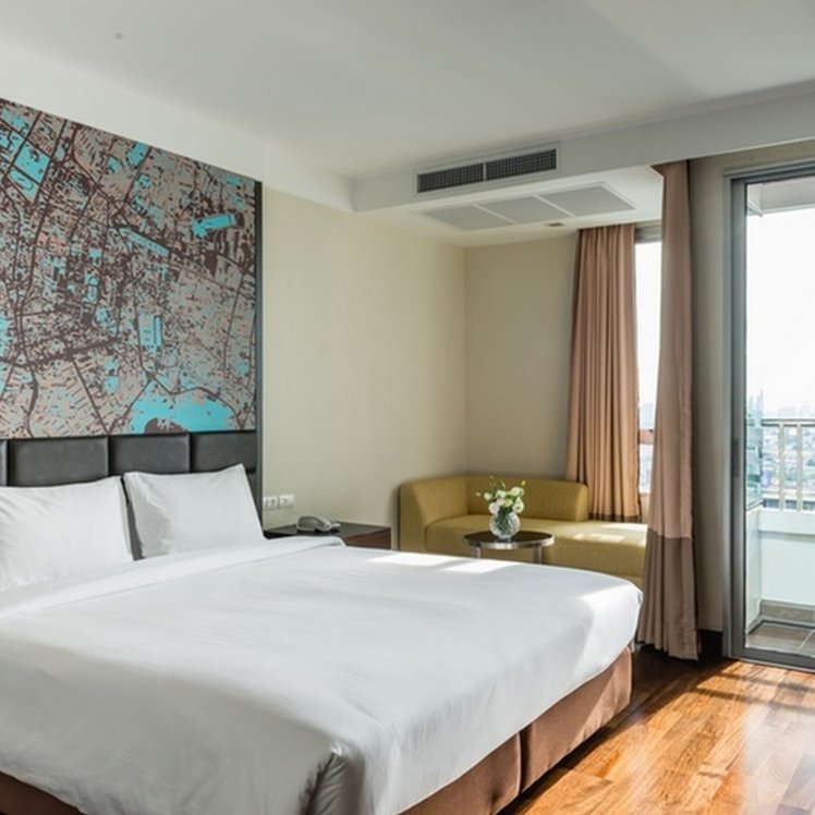 Double or Twin DELUXE Room