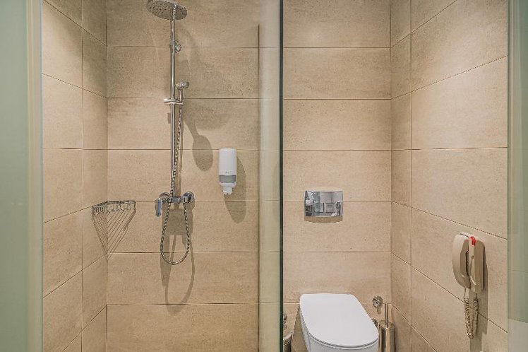 SINGLE STANDARD Room