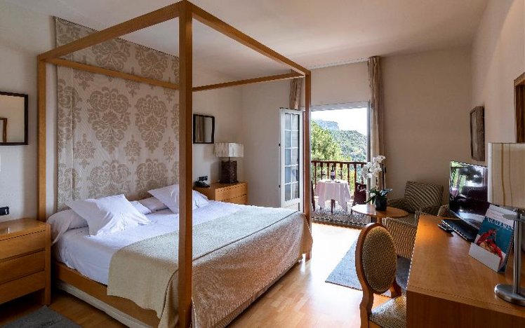 DOUBLE SUPERIOR Room