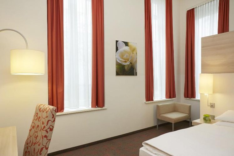 DOUBLE COMFORT Room