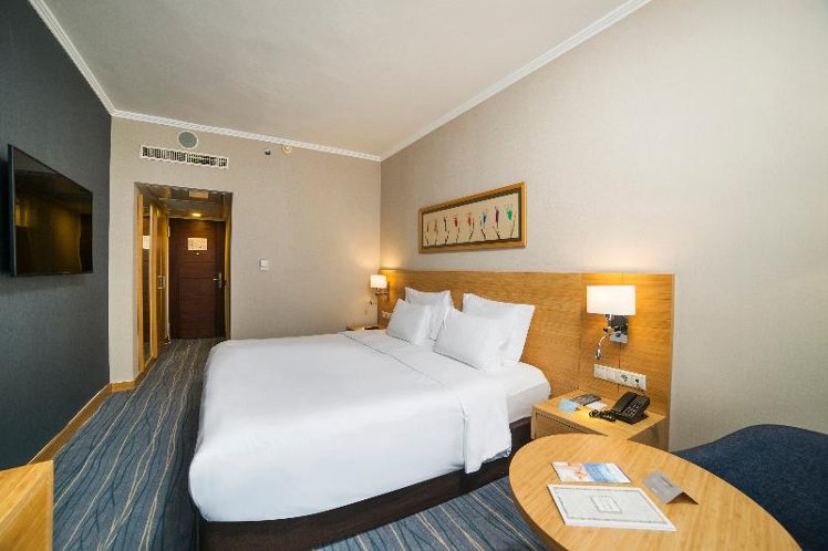 SINGLE STANDARD Room