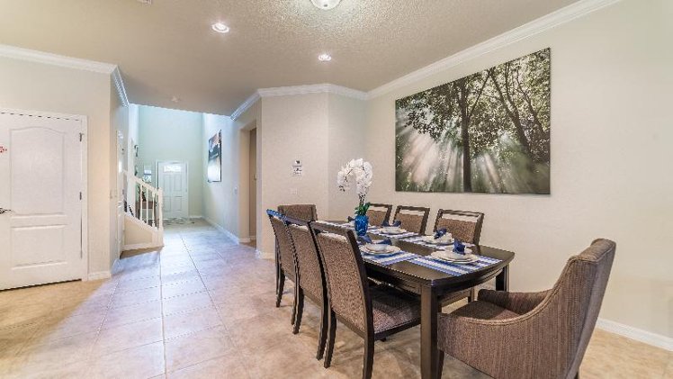HOME EIGHT BEDROOMS WITH PRIVATE POOL Room