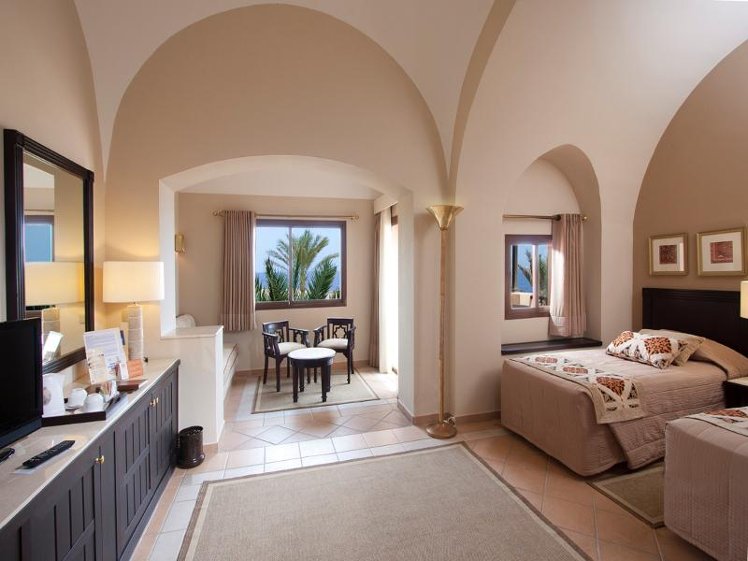 DOUBLE SUPERIOR Room