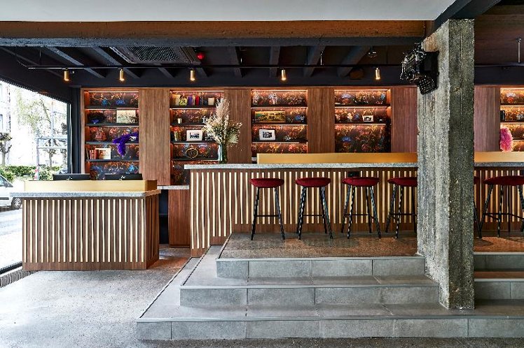 Bar