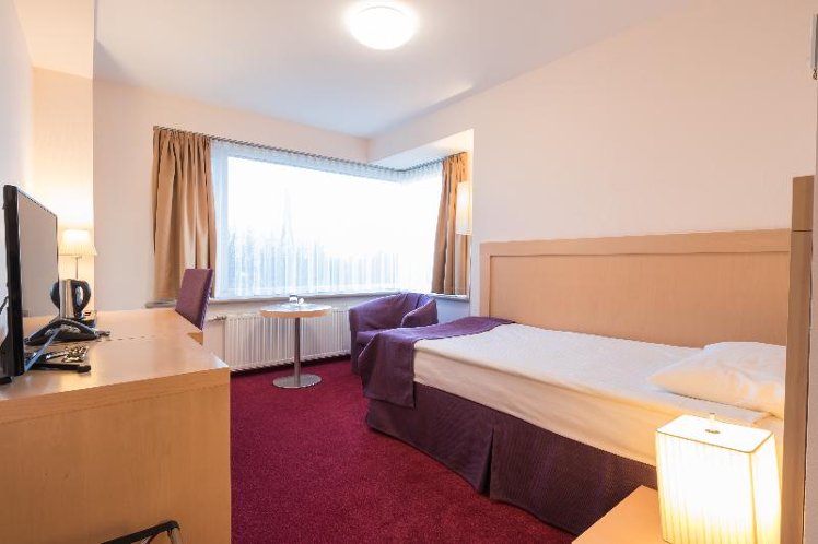 SINGLE STANDARD Room