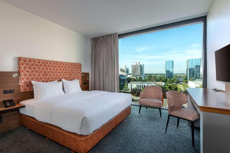 JUNIOR SUITE KING SIZE BED Room