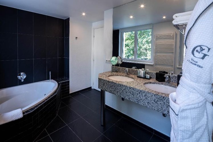 DOUBLE DELUXE Room