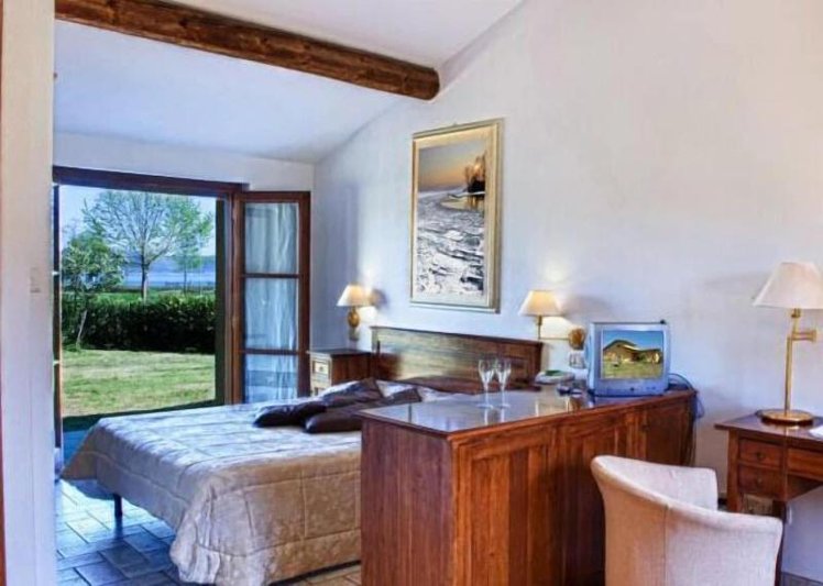 DOUBLE STANDARD Room