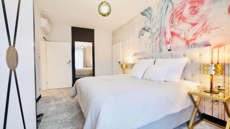 DOUBLE STANDARD Room