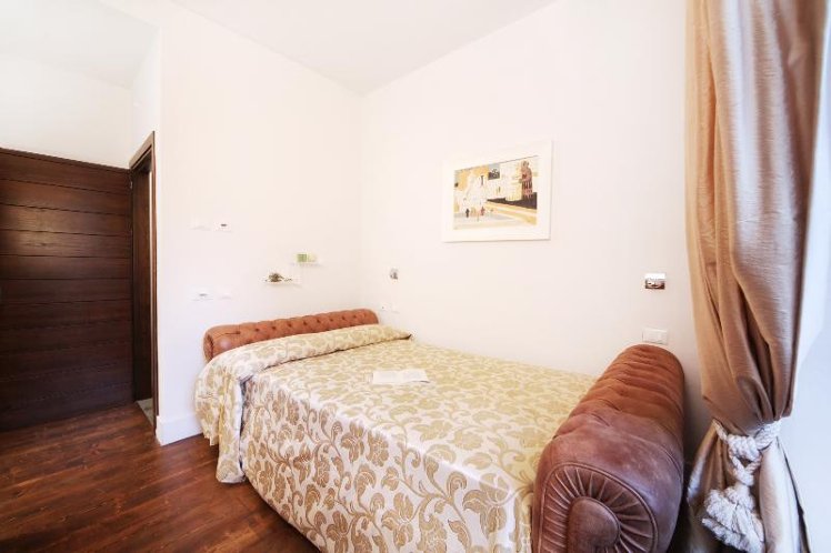 DOUBLE SINGLE USE SUPERIOR Room