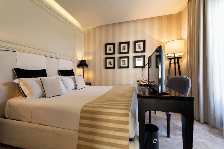 DOUBLE CLASSIC Room