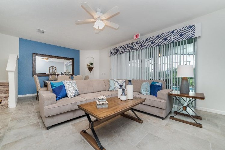 TOWNHOME FOUR BEDROOMS Room