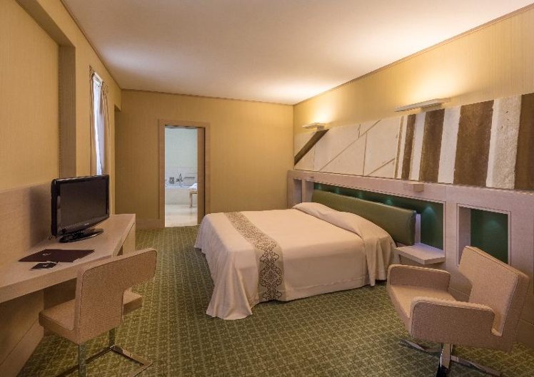 Double or Twin EXECUTIVE Room