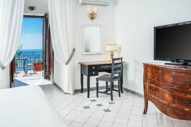 DOUBLE SUPERIOR SEA VIEW Room
