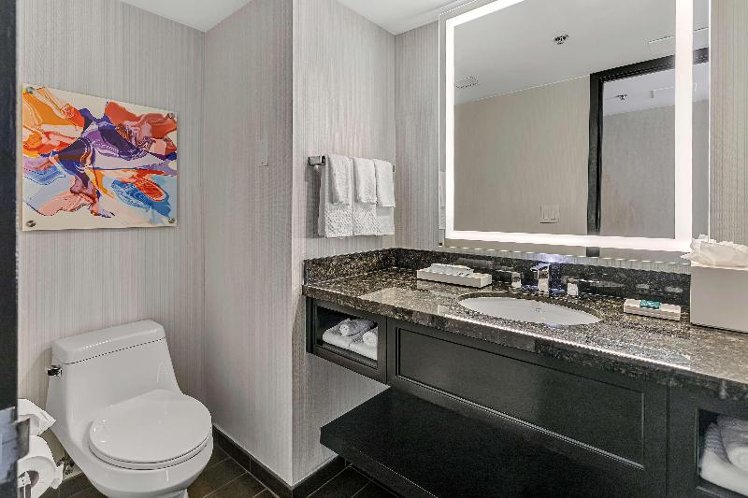 DOUBLE KING SIZE BED Room