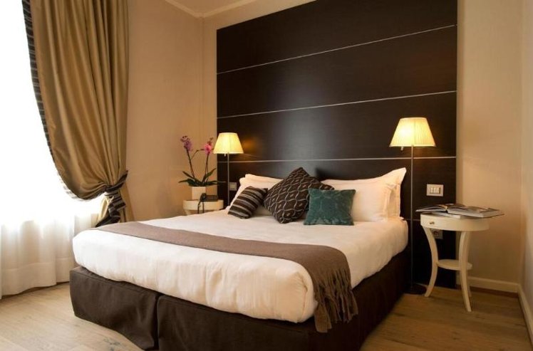 TRIPLE SUPERIOR Room