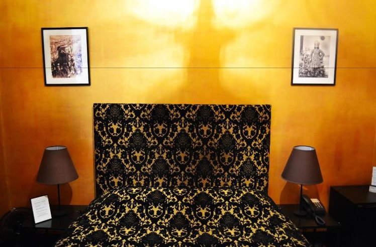 DOUBLE STANDARD Room