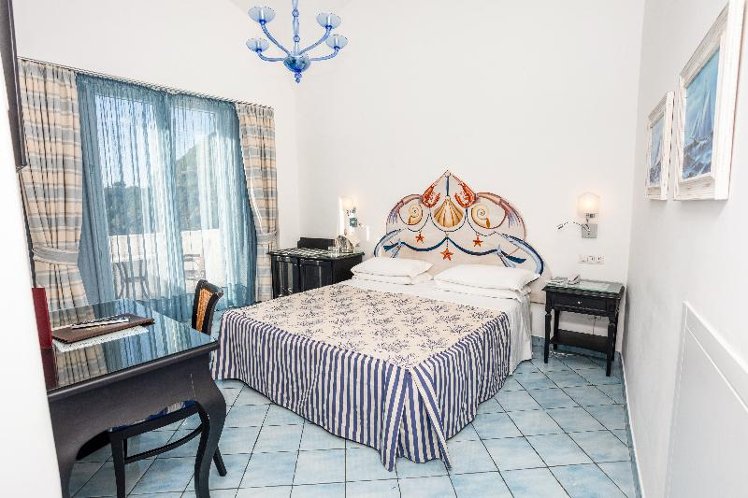 DOUBLE COMFORT Room