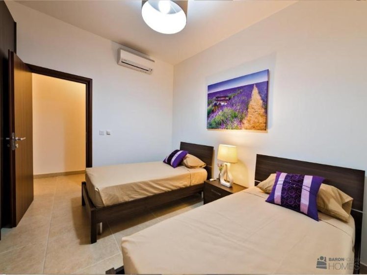 APARTMENT THREE BEDROOMS Room