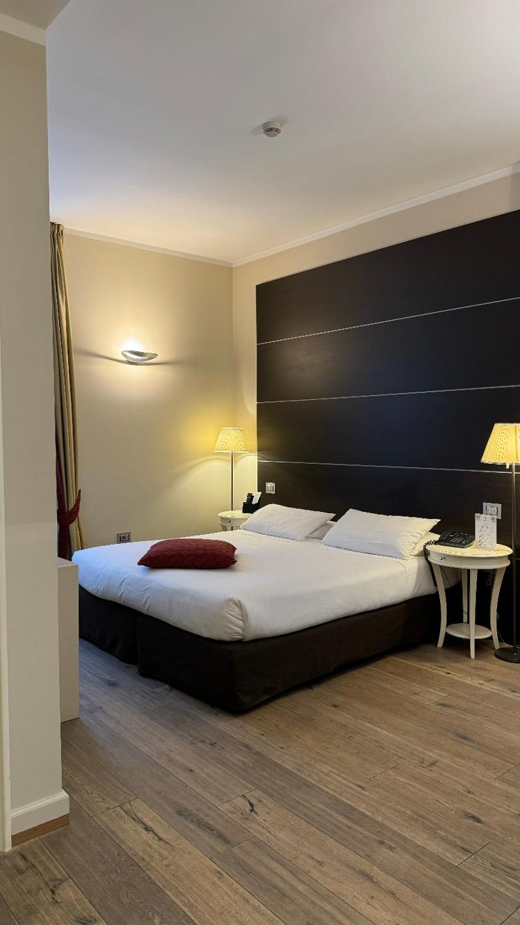 TRIPLE SUPERIOR Room