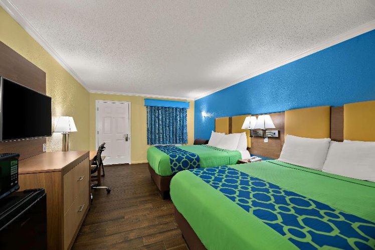 Room TWO QUEEN BEDS NON SMOKING Room