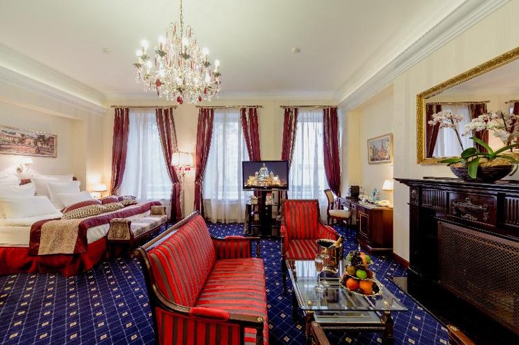 SUITE CAPACITY 1 Room