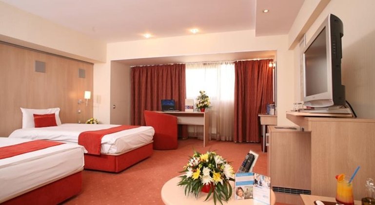 TWIN SUPERIOR Room