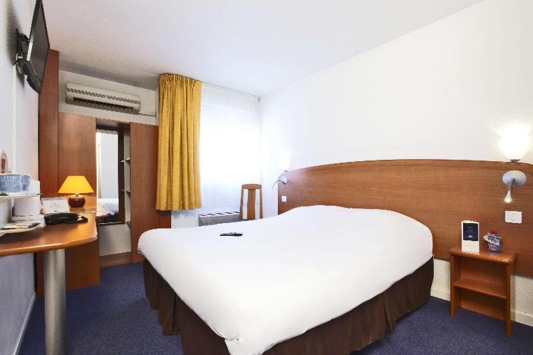 TWIN STANDARD Room