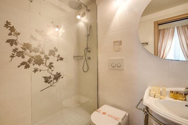DOUBLE DELUXE EXECUTIVE Room