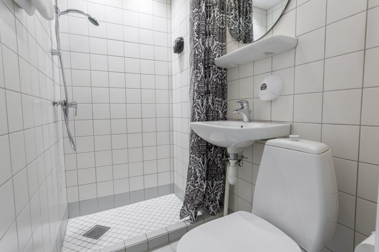 SINGLE STANDARD Room