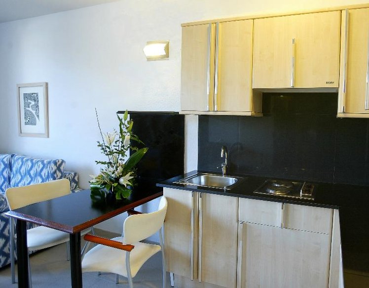 QUADRUPLE STANDARD Room