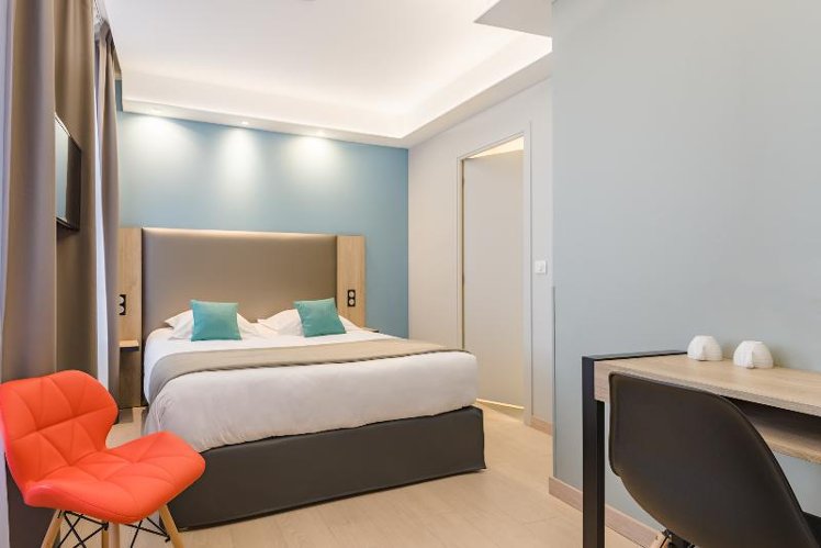 DOUBLE COMFORT Room