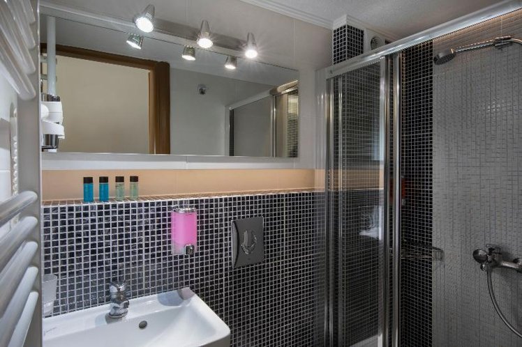 STUDIO WITH VIEWS Room