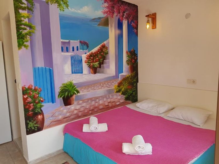 DOUBLE POOL VIEW Room