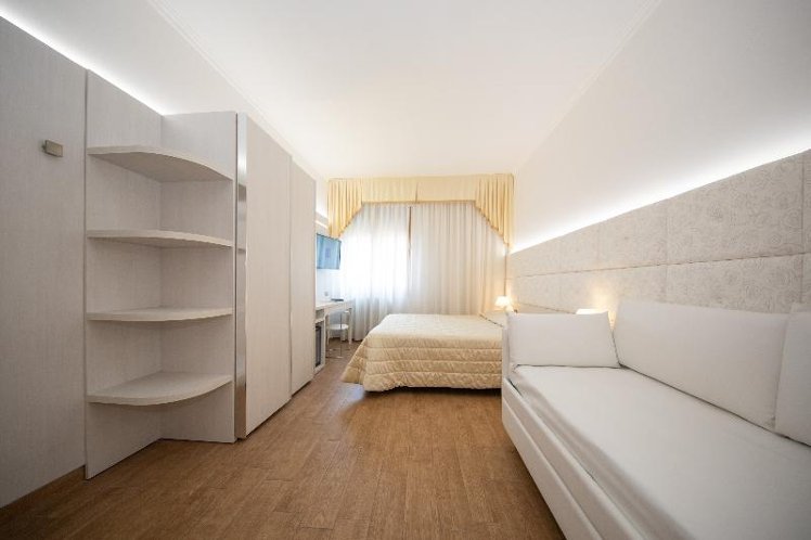 DOUBLE DELUXE Room