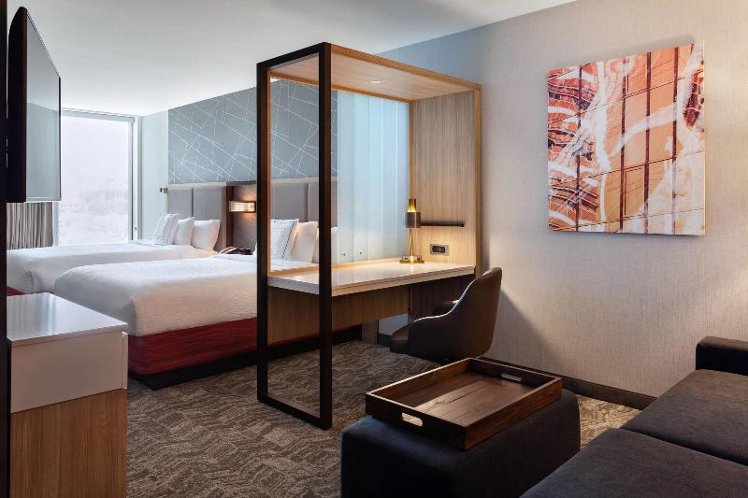 SUITE KING SIZE BED Room